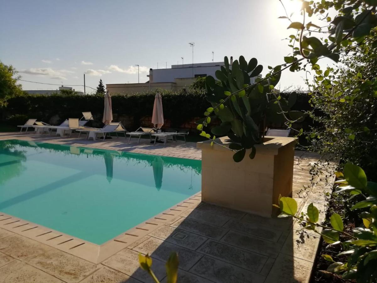Il Giardino Del Tiglio Bed & Breakfast Uggiano La Chiesa Eksteriør bilde