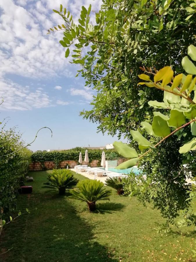 Il Giardino Del Tiglio Bed & Breakfast Uggiano La Chiesa Eksteriør bilde