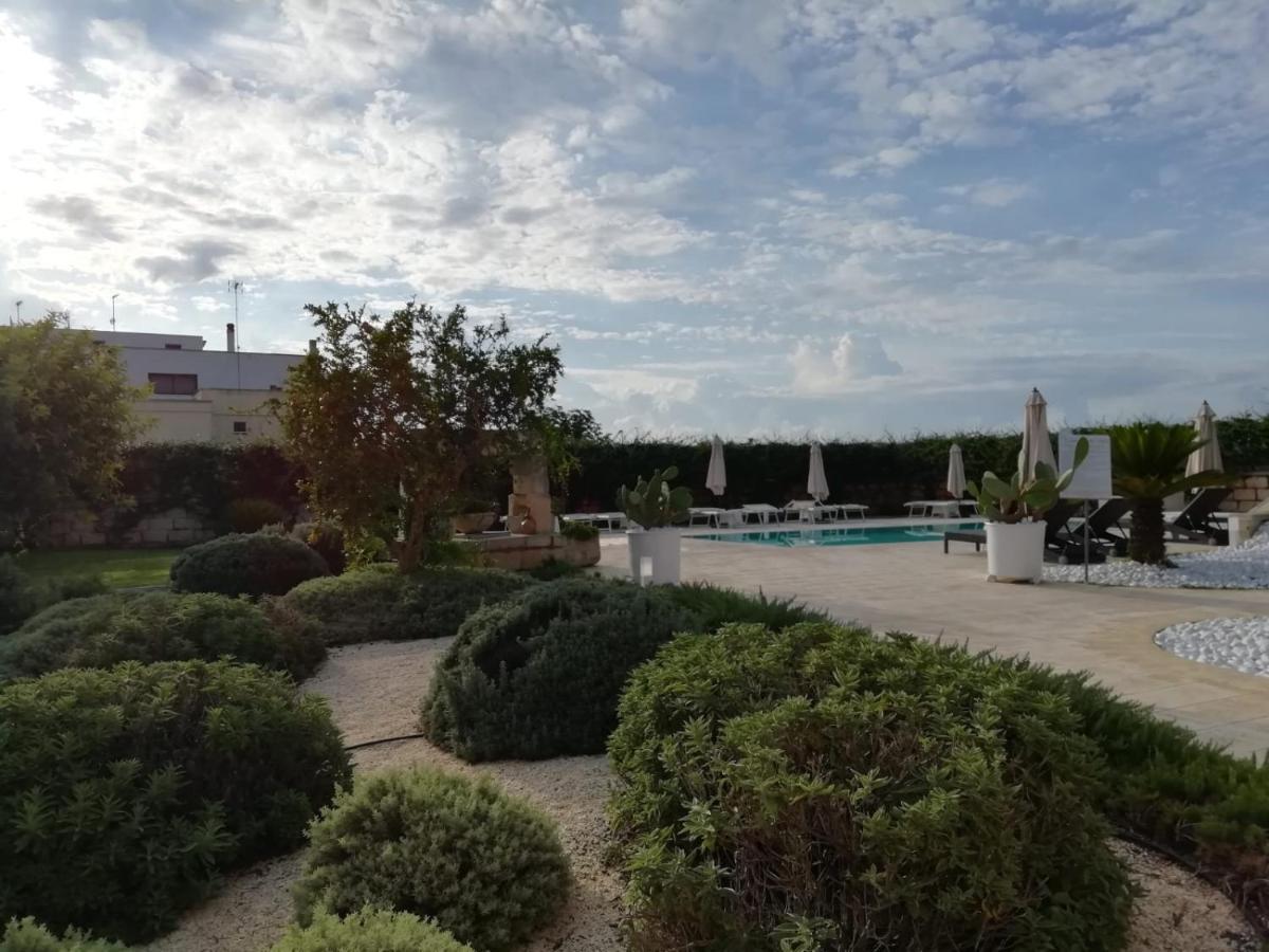 Il Giardino Del Tiglio Bed & Breakfast Uggiano La Chiesa Eksteriør bilde