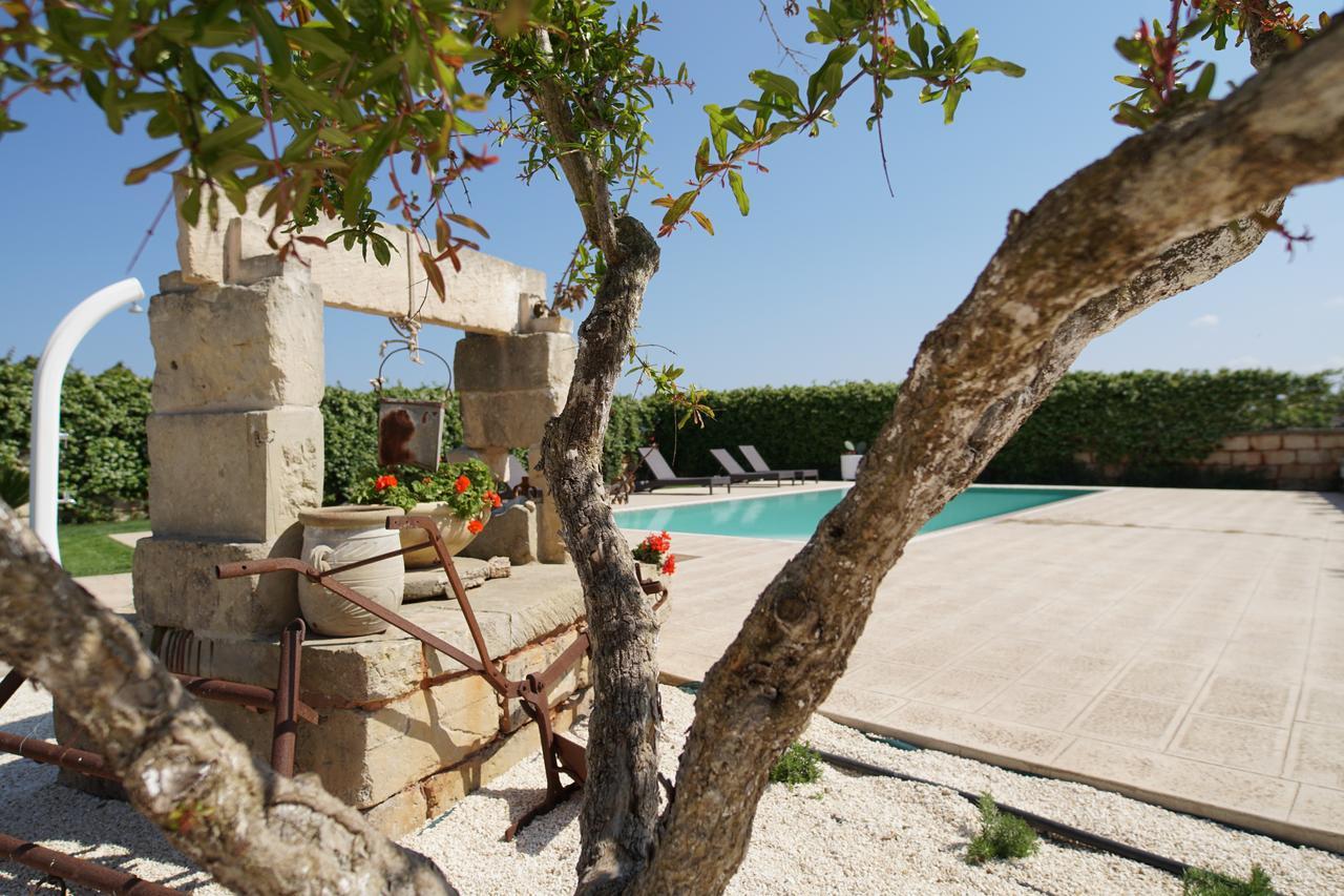 Il Giardino Del Tiglio Bed & Breakfast Uggiano La Chiesa Eksteriør bilde