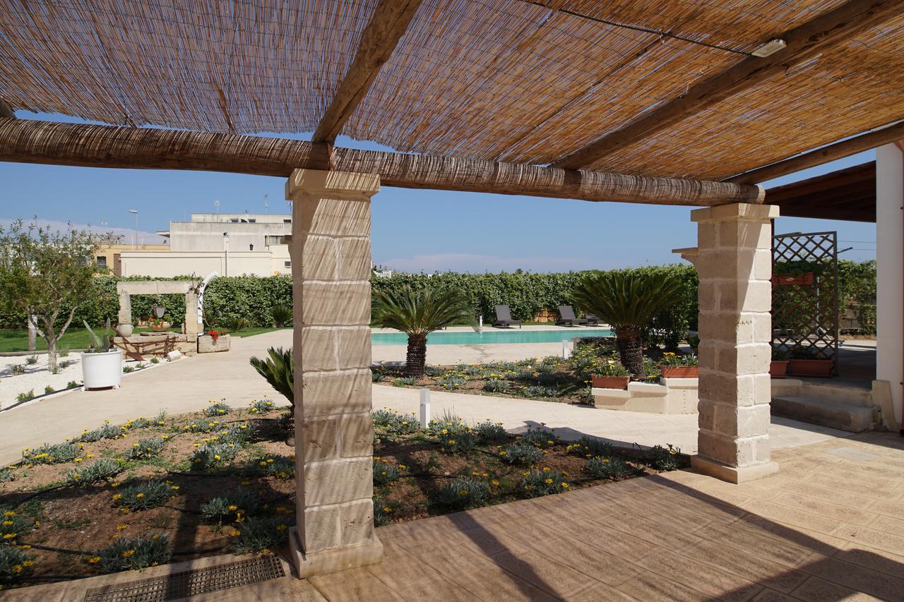 Il Giardino Del Tiglio Bed & Breakfast Uggiano La Chiesa Eksteriør bilde