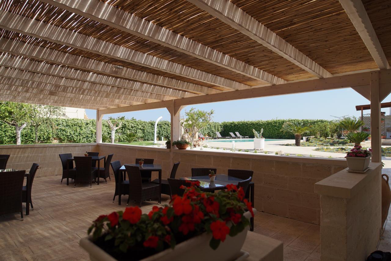 Il Giardino Del Tiglio Bed & Breakfast Uggiano La Chiesa Eksteriør bilde