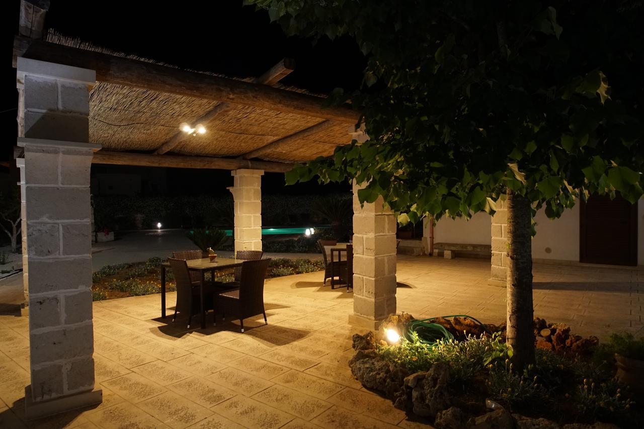 Il Giardino Del Tiglio Bed & Breakfast Uggiano La Chiesa Eksteriør bilde