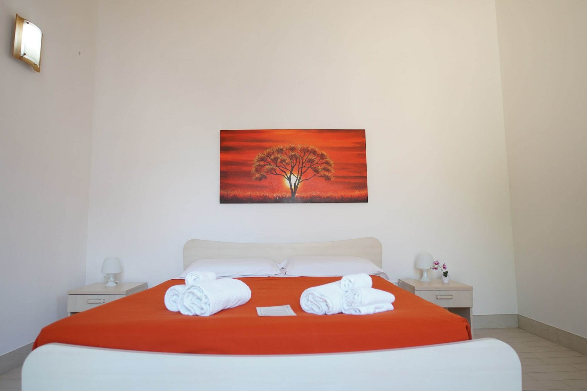 Il Giardino Del Tiglio Bed & Breakfast Uggiano La Chiesa Eksteriør bilde